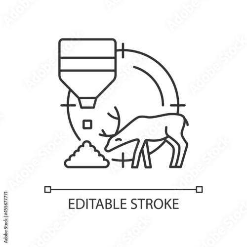 Bait hunting linear icon. Expose feed and stalk waterfowl and mammals. Capture prey. Thin line customizable illustration. Contour symbol. Vector isolated outline drawing. Editable stroke