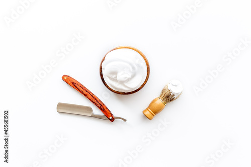 Fotografi Shaving razor and foam in bowl - barber tools equipment