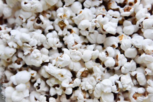 selective focus at the popcorn with no additives