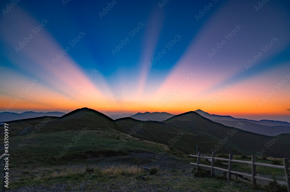 Obraz premium Tramonto in Appennino ad agosto
