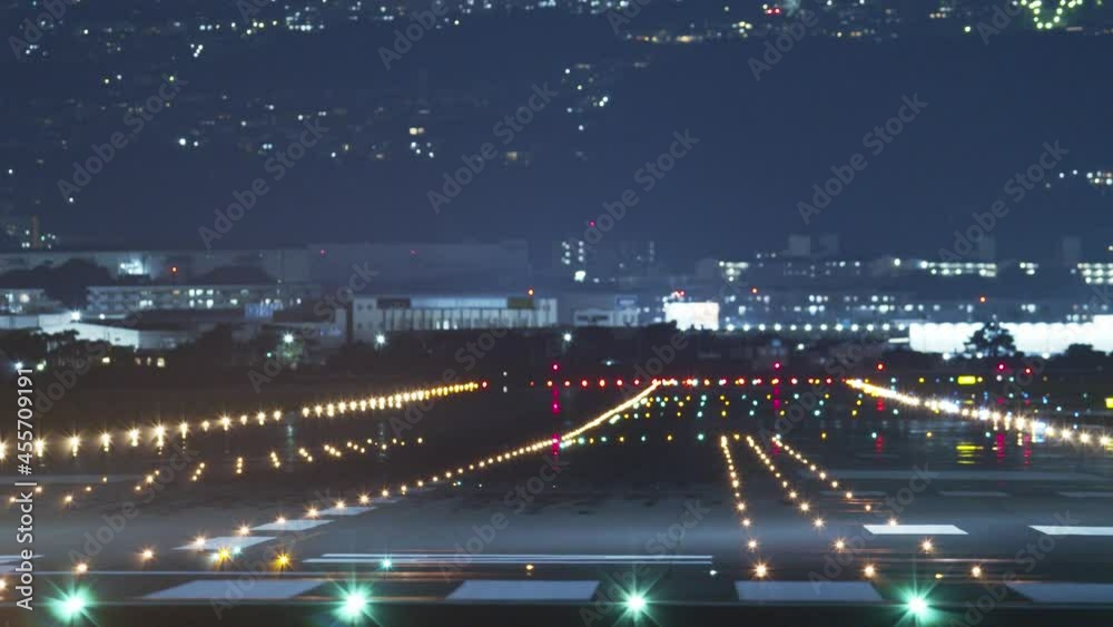 4K・飛行機・旅客機・ジェット機・空港・着陸
