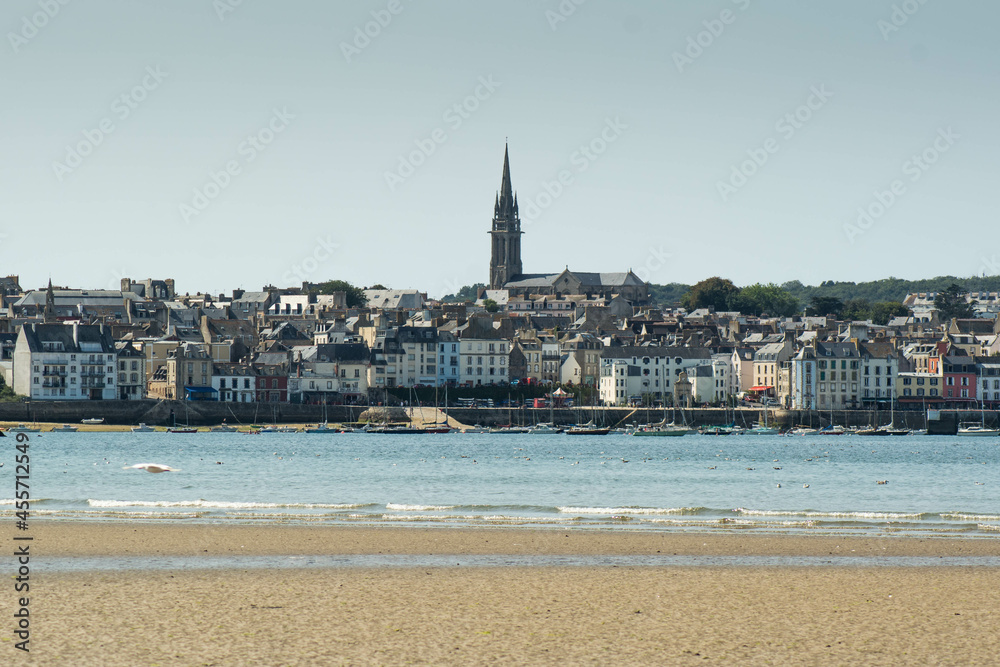 Douarnenez. Panorama du port du Rosmeur et de la ville, Finistère, Bretagne