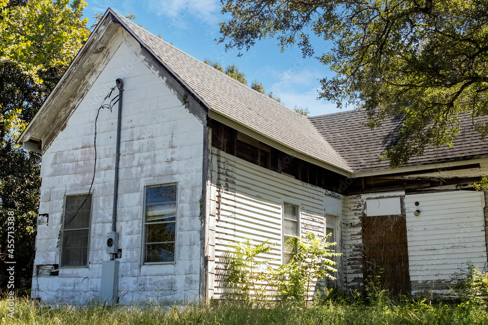 old abandoned house in the country old abandoned house in the country
