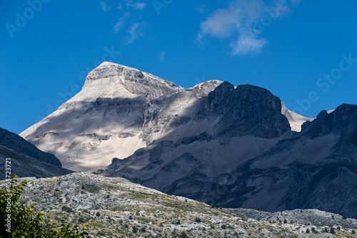 Montagne du Dévoluy; le grand ferrand 2758 m Haute Alpes photo