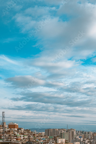 sky and clouds © SuHong