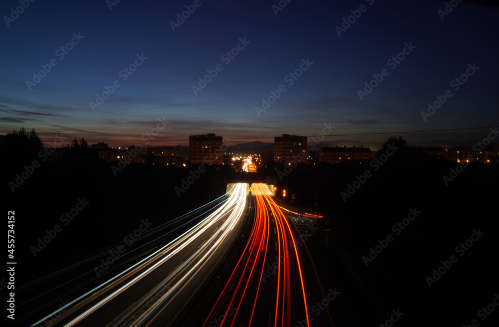 Ronda sur de Granollers en la noche