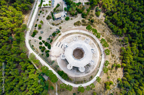 Castel del monte vista aerea, patrimonio unesco, puglia