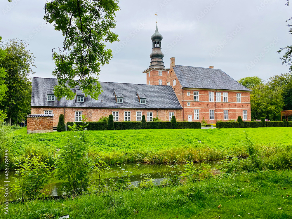 Fototapeta premium Schloss vor Husum