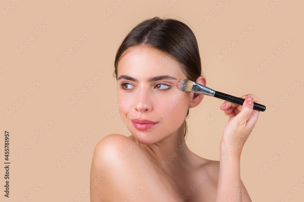 Beauty woman face healthy skin with natural make up, fresh beauty model young spa. Beauty treatment concept, portrait of young woman with cosmetic tonal foundation on face.
