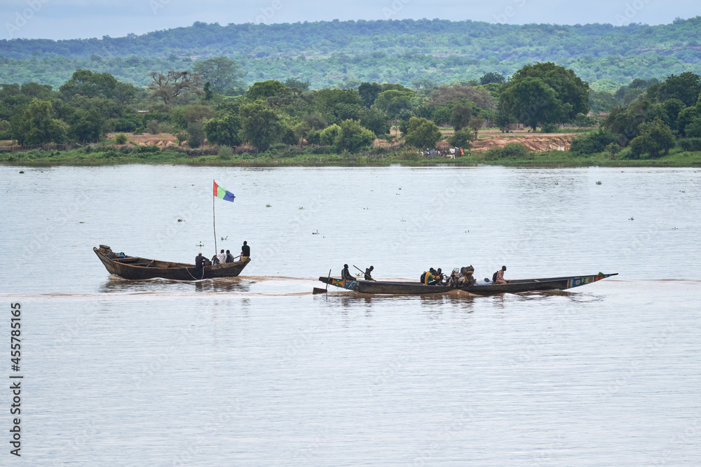 Obraz premium boat on the river