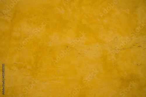 Horizontal yellow background