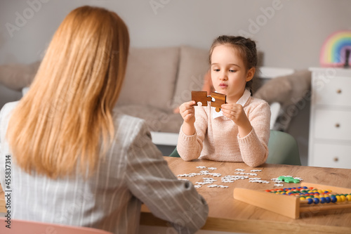 Little girl with autistic d...
