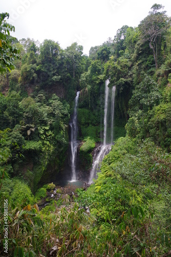 インドネシア バリ島のセクンプル滝