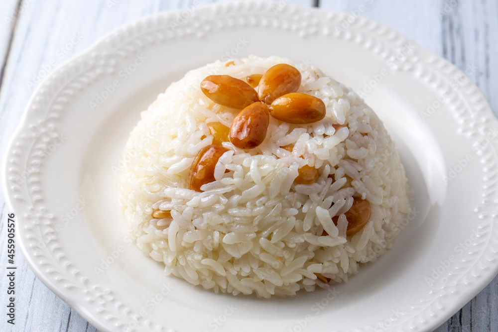 Traditional delicious Turkish food; Almond rice pilaf (Turkish name; Bademli pirinc pilavi) Traditional delicious Turkish food; Almond rice pilaf (Turkish name; Bademli pirinc pilavi)