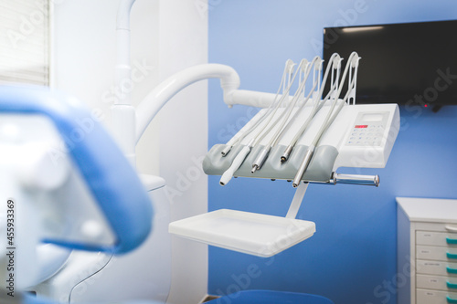 Dentita e visita dentistica. Studio dentistico.