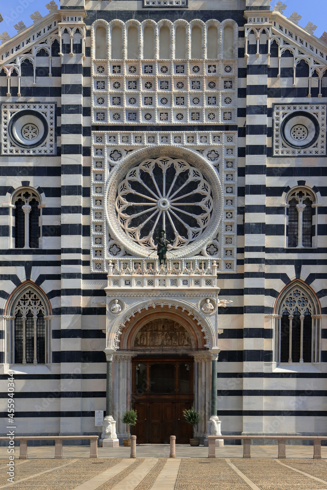Duomo di Moinza 