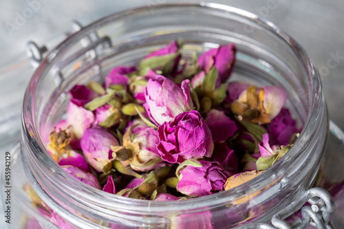 Dry pink roses, small rose