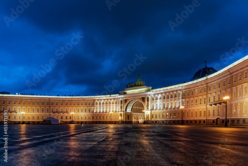 Palace Square in Peterburg