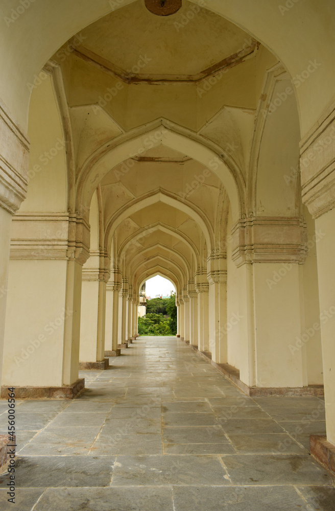 Islamic Architectural Art Design on Wall Walking Corridors