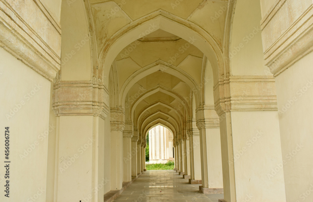 Islamic Architectural Art Design on Wall Walking Corridors
