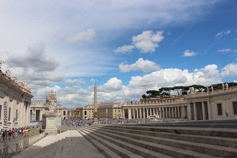 Obraz premium St. Peter's Square , the Vatican. Italy, TRIP
