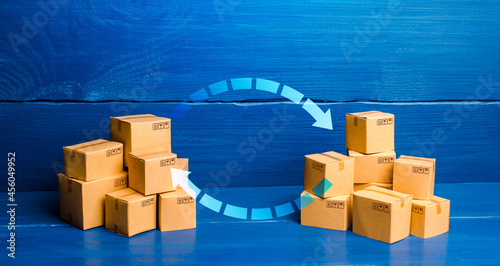 Fotografía Arrows between boxes