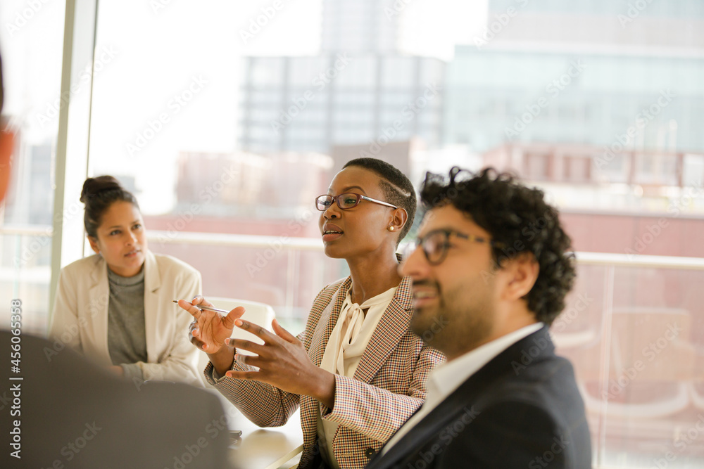 Obraz premium Business people in conference room meeting