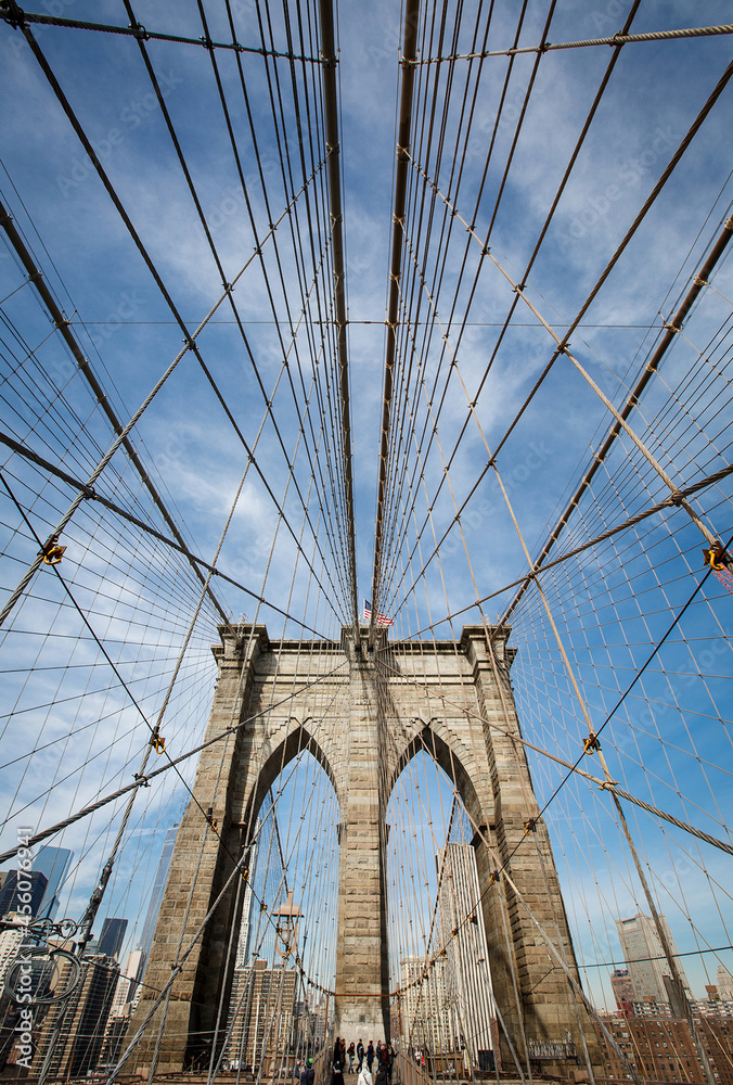 Fototapeta premium Low Angle View Of Suspension Brooklyn Bridge in Manhattan, New York