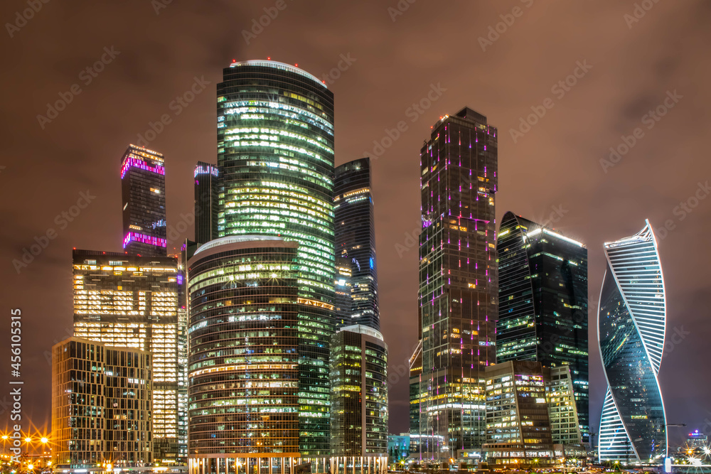 Obraz premium Night view of the business center of Moscow.