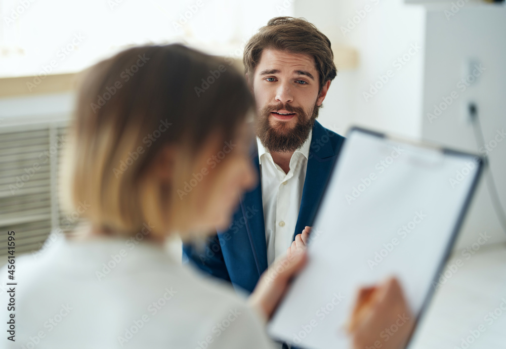 man tells his problems to a psychologist depression disorder consultation man tells his problems to a psychologist depression disorder consultation