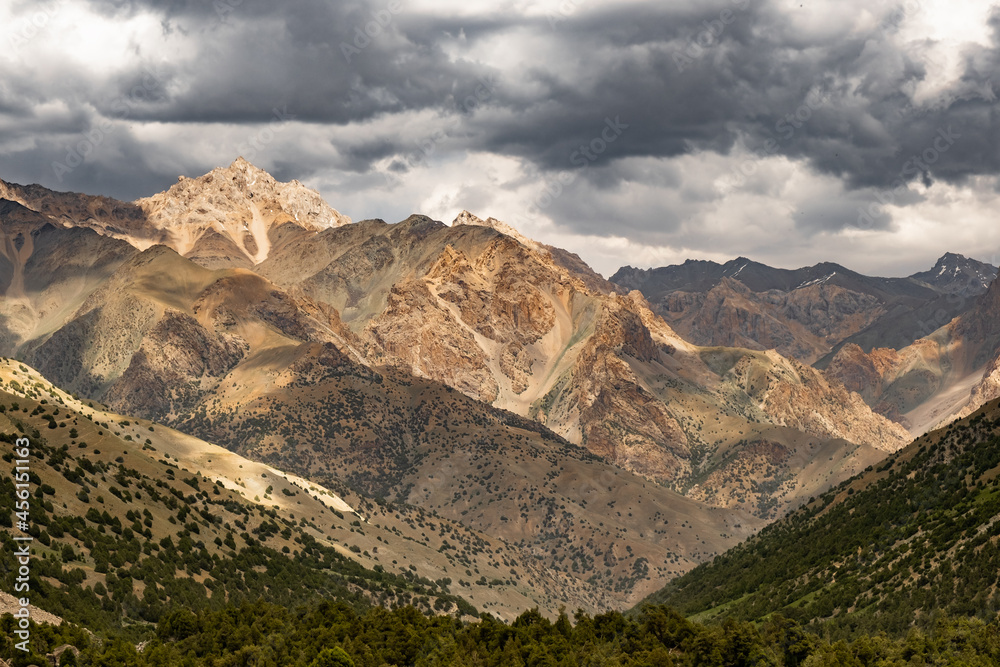 Fototapeta premium Beautiful fan mountains in Tajikistan with storm clouds.