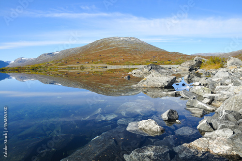 Norwegen zwischen Geirangerfjord und Ottadalen im Herbst photo