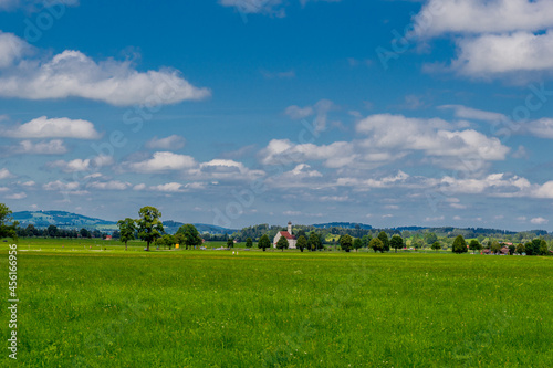 Urlaubsfeeling rund um das sch  ne F  ssen in Bayern