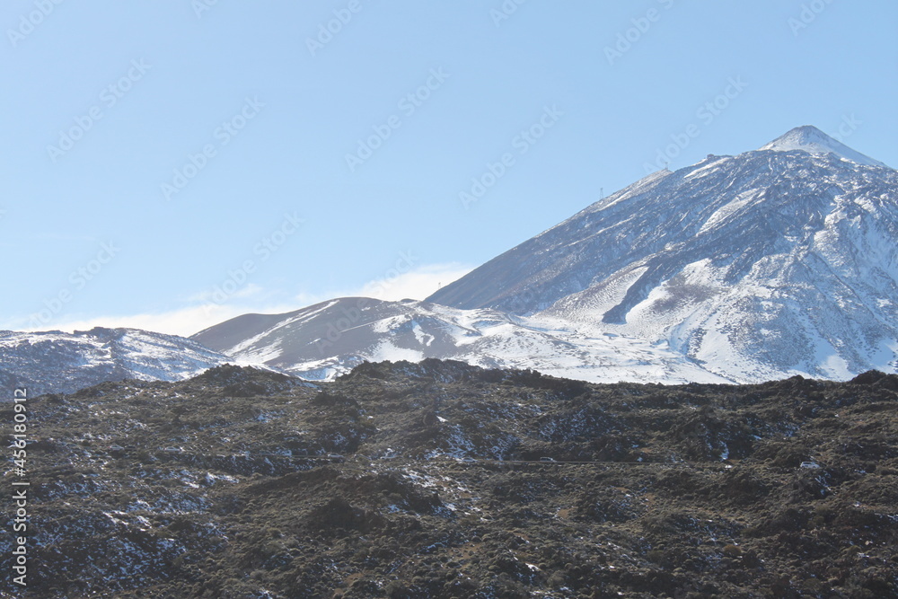el Teide, tenerife with snow