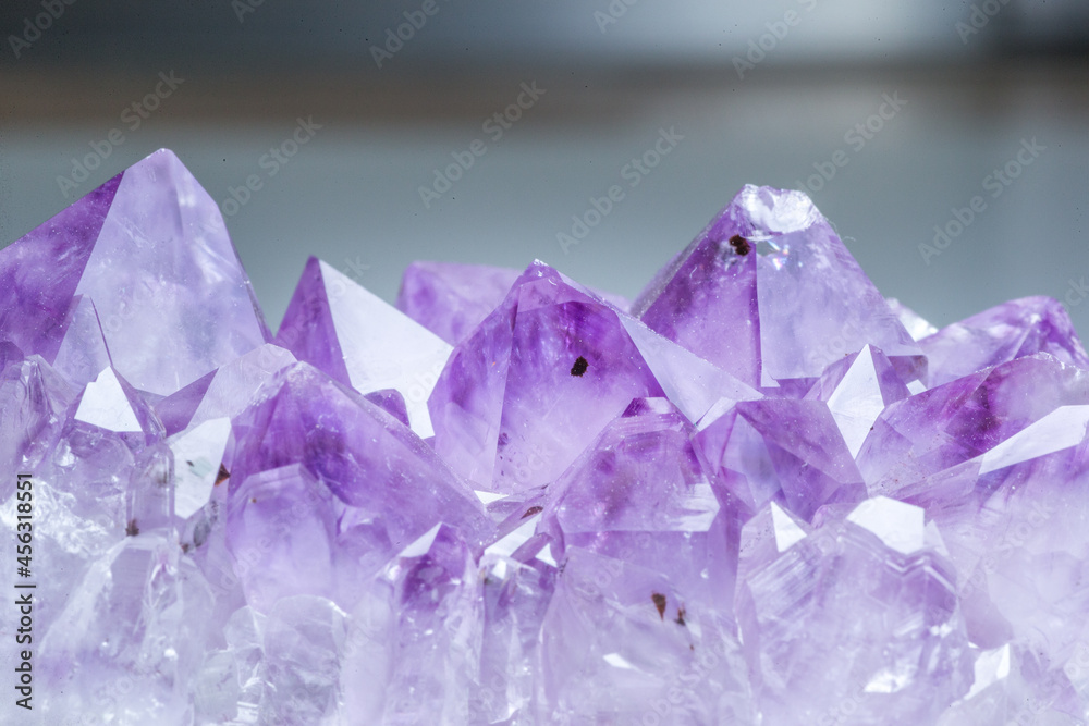 美しいアメジストの結晶 美しいアメジストの結晶