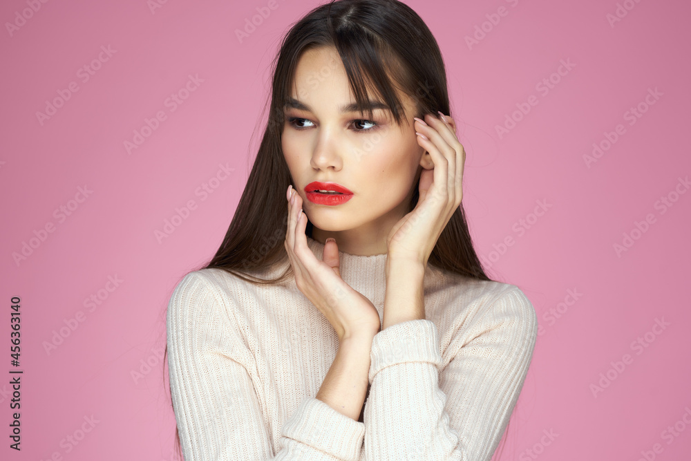 pretty brunette bright makeup glamor close-up pretty brunette bright makeup glamor close-up