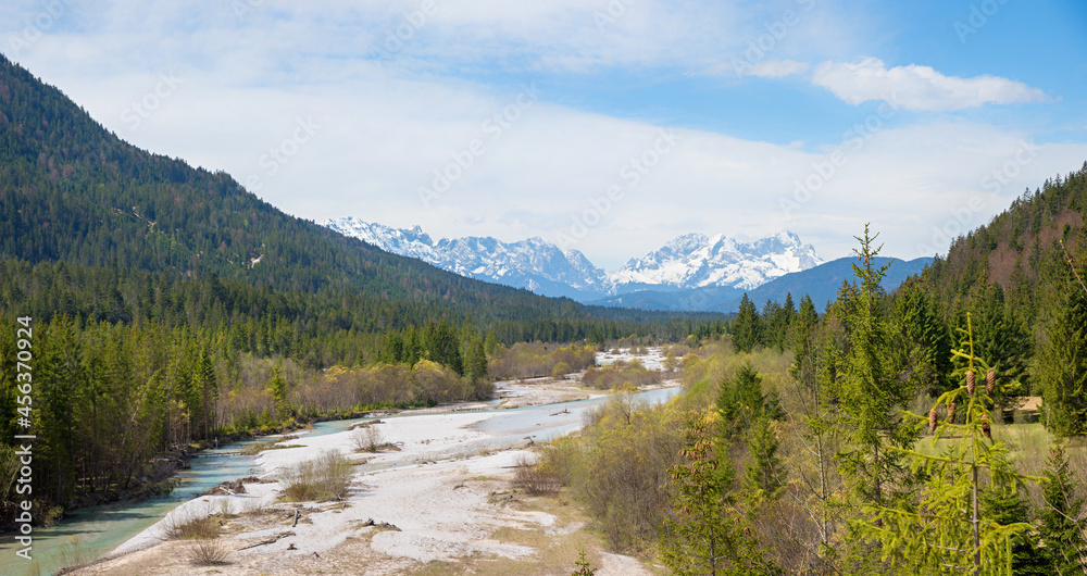 wilderness Obere Isar river with view to Wetterstein Alps, upper bavaria