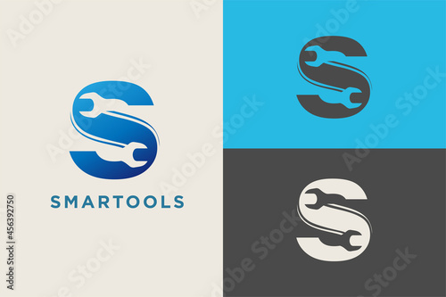 VECTOR LOGO LETTER S. LOGOTYPE PICTOGRAM LETTER S AND WRENCH, ENGINEERING. REPARATION. SERVICE VECTOR LOGO DESIGN ILLUSTRATION