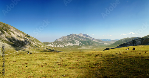 -.Projection: Rectilinear (0).FOV: 75 x 49.Ev: 15,00 photo