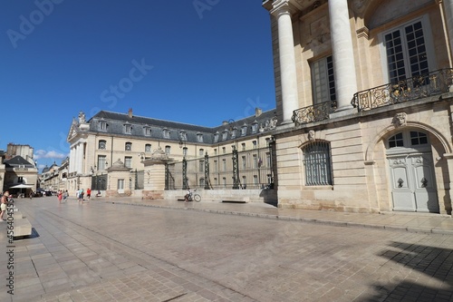 Place de la libération, anciennement place royale, ville de Dijon, departement de la Cote d'Or, France