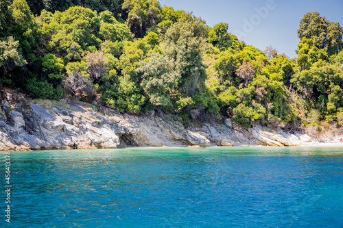 Les côtes de Corfou vues depuis la mer