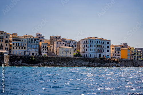 La vieille ville de Corfou vu depuis la mer © Gerald Villena
