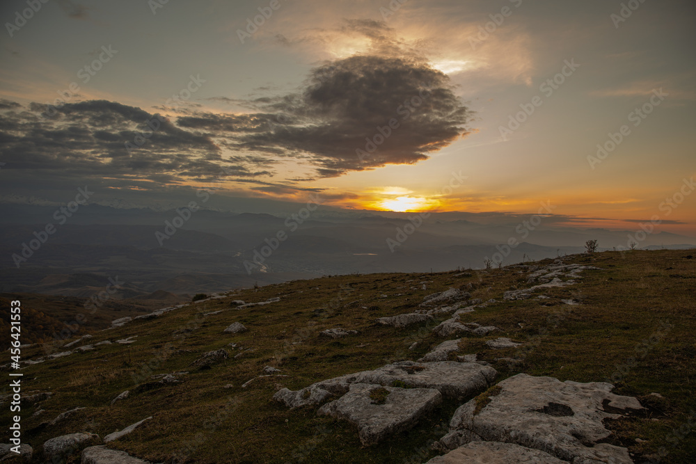 Obraz premium sunset in the mountains