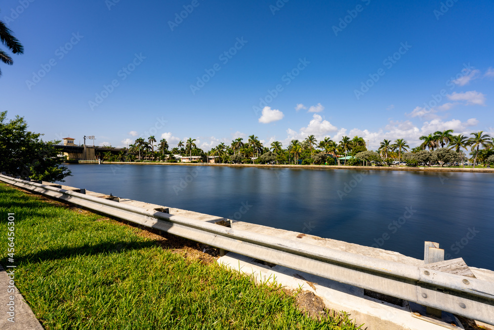 Fototapeta premium Photo of smooth water in the Intracoastal waterway Hollywood FL