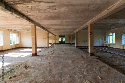 room in an abandoned building