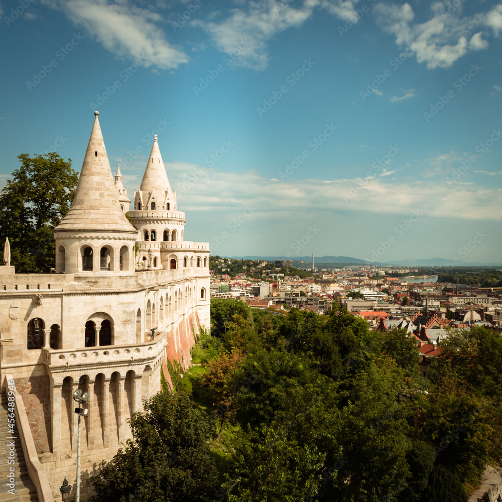 Fototapeta premium Fisherman's Bastion in Budapest on a sunny summer day