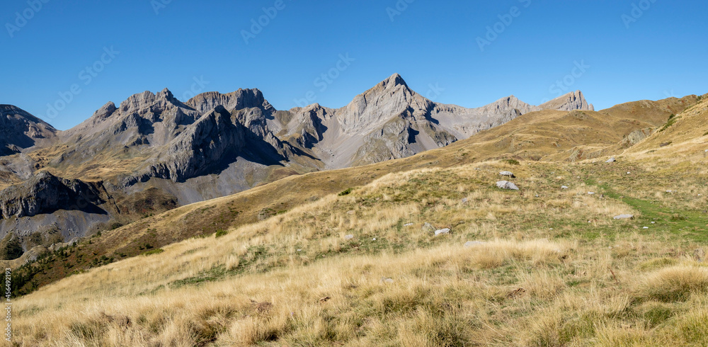 Petraficha and Quimboa Alto, Valley of Hecho, western valleys, Pyrenean mountain range, province of Huesca, Aragon, Spain, europe