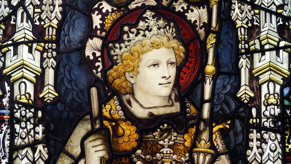 Fototapeta premium stained glass window with a king portrait, Edinburgh castle, Scotland 