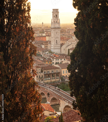 View on the old town of Ver...