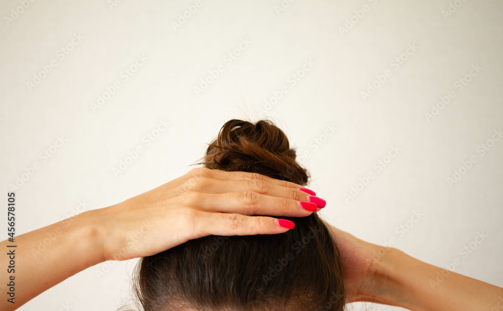 Naklejka premium woman with long hair